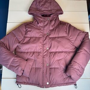 Hollister Women's Dusty Rose Puffer Jacket